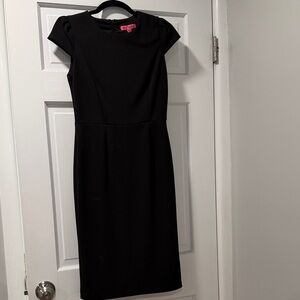 BETSEY JOHNSON Elegant Black Cap Sleeve Dress